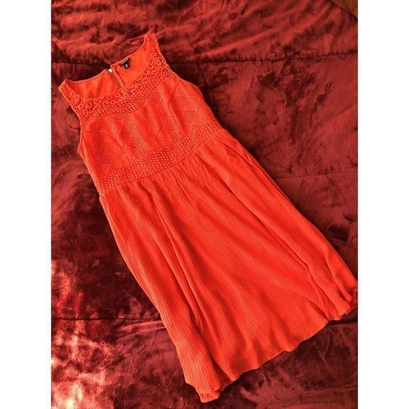 Torrid Coral Red Crocheted Lace Sleeveless Dress 10 Fit Flare Crinkle Christmas - Picture 4 of 12